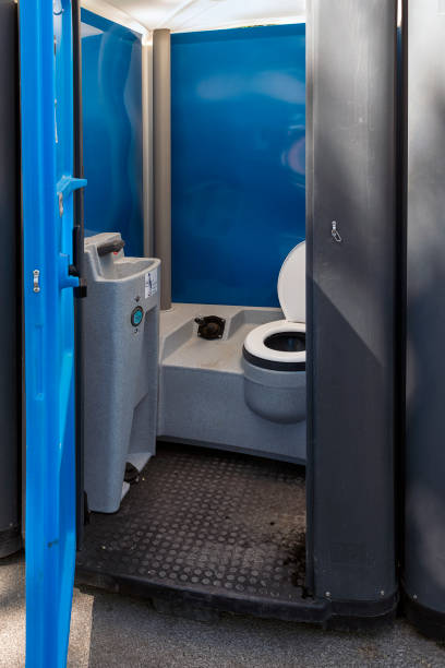 Best Temporary restroom rental  in Four Corners, MD